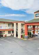 Imej utama Days Inn by Wyndham Federal Way