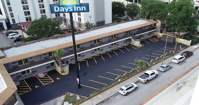 อื่นๆ Days Inn by Wyndham San Antonio Alamo/Riverwalk