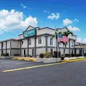 Primary image 1 クオリティ イン フォートマイヤーズ ケープコーラル, ベルタワーショップス ホテル