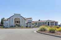 Others Country Inn & Suites by Radisson, Vallejo Napa Valley, CA