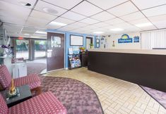 其他 7 Days Inn by Wyndham Hicksville Long Island
