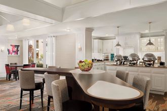 其他 4 Addison Suites