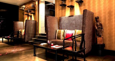 기타 2 Eastwest Hotel by Malone