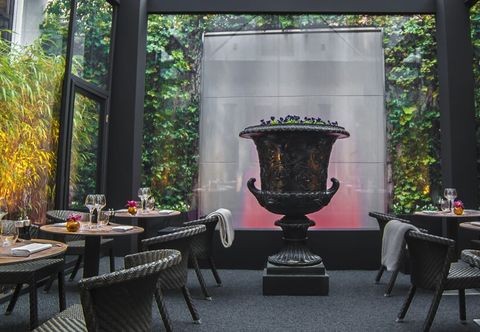 기타 Eastwest Hotel by Malone