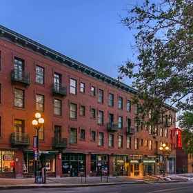 Primary image1貝斯特韋斯特普勒斯先鋒廣場市中心飯店,Uptown Glassworks飯店