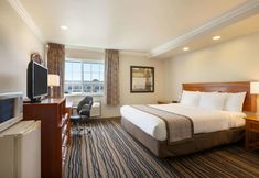 อื่นๆ 7 Days Inn by Wyndham Eureka CA