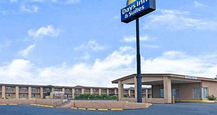 Lainnya Days Inn & Suites by Wyndham Santa Rosa