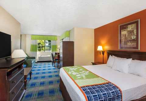 อื่นๆ Days Inn by Wyndham Fremont