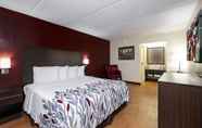 Others 7 Red Roof Inn Kenly – I-95