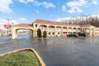 Khác Econo Lodge Huntington - Barboursville University Area