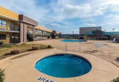 其他 7 Rodeway Inn