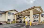 Others 4 Quality Inn & Suites University