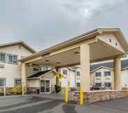 Khác 4 Quality Inn & Suites University