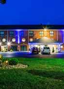 Imej utama Best Western Cape Cod Hotel