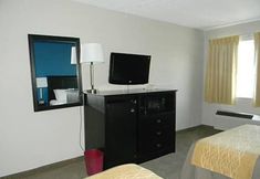 Others 6 Boarders Inn & Suites by Cobblestone Hotels - Munising