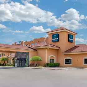 Primary image 1 Clarion Inn & Suites DFW North, Khách sạn Nash Farm