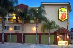 Super 8 by Wyndham Los Angeles Downtown, SGD 179.26