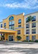 Imej utama La Quinta Inn & Suites by Wyndham Tampa North I-75