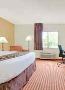 Imej utama Days Inn & Suites by Wyndham Kansas City South