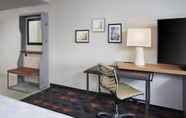 Lainnya 6 Holiday Inn Hotel & Suites Oakville @ Bronte, an IHG Hotel