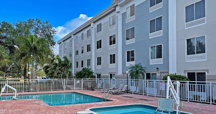 Lain-lain Comfort Inn & Suites Sarasota I75