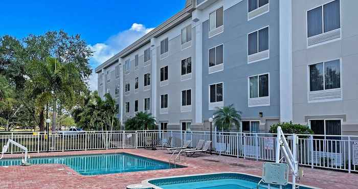 Others Comfort Inn & Suites Sarasota I75