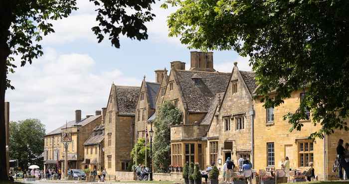 อื่นๆ The Lygon Arms - an Iconic Luxury Hotel