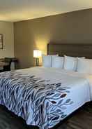 Imej utama Red Roof Inn & Suites Wilkesboro