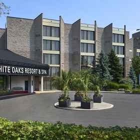 Primary image1White Oaks Resort & Spa,尼亚加拉学院滨湖尼亚加拉校区飯店