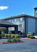 Imej utama Best Western Cascade Inn & Suites