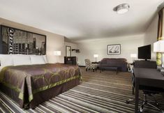 其他 7 Super 8 by Wyndham Portland Airport