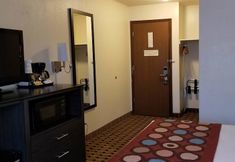 Others 6 Super 8 by Wyndham Ashland