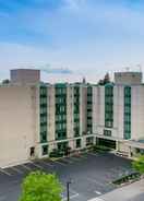 Imej utama Ramada by Wyndham Niagara Falls Near the Falls