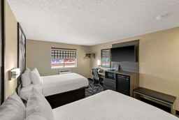 Super 8 by Wyndham Charlottesville, SGD 148.48