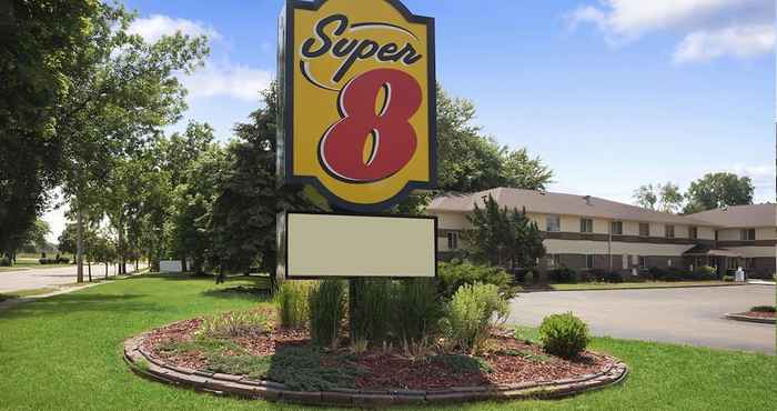 Lainnya Super 8 by Wyndham Whitewater WI