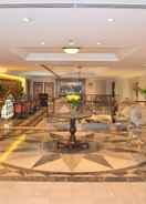 Pintu masuk dalaman Shreaton Al Khalidiya Hotel