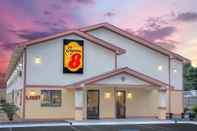 Lainnya Super 8 by Wyndham Douglas