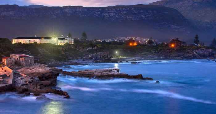 อื่นๆ The Marine Hermanus