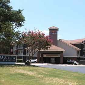 Primary image1達拉斯艾迪生商業街溫德姆拉昆塔套房飯店,威洛本德商店飯店