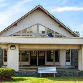 Primary image 1 Econo Lodge Inn & Suites Colonie Center Mall, Albany Berkshire Ballet Hotels