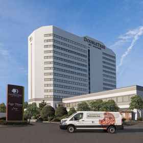 Primary image1DoubleTree by Hilton Fort Lee George Washington Bridge,191st Street飯店