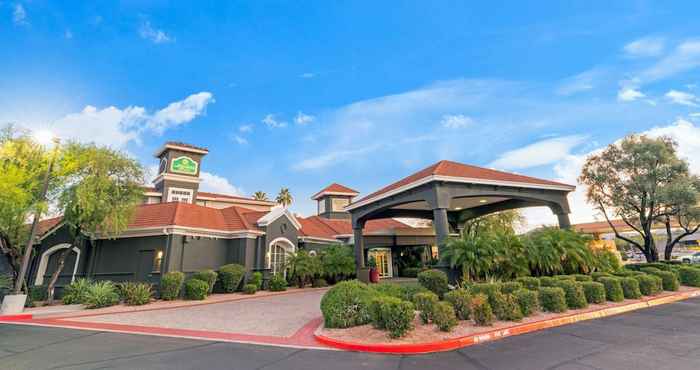 Others La Quinta Inn & Suites by Wyndham Phoenix Scottsdale