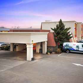 Primary image1Niagara Lodge & Suites,尼亚加拉学院滨湖尼亚加拉校区飯店