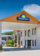 Imej utama Days Inn by Wyndham San Antonio