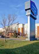 Imej utama Hampton Inn & Suites by Hilton Calgary-Airport