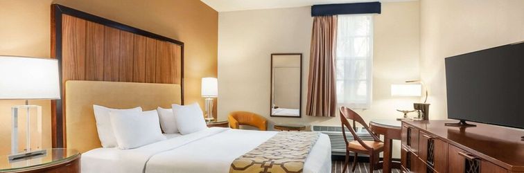 기타 Belmont Inn & Suites