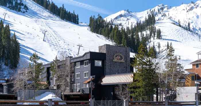 Lainnya Red Wolf Lodge at Olympic Valley