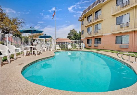 Others Days Inn by Wyndham Woodland