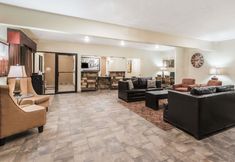 Others 2 Super 8 by Wyndham Clovis