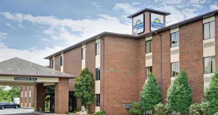 Lainnya Days Inn & Suites by Wyndham Hickory